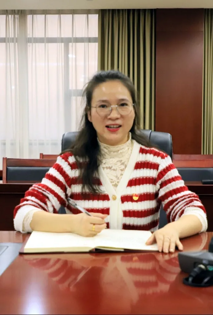 新思想激發(fā)新動(dòng)力，新血液迸發(fā)新力量！這場(chǎng)黨員大會(huì)收獲多